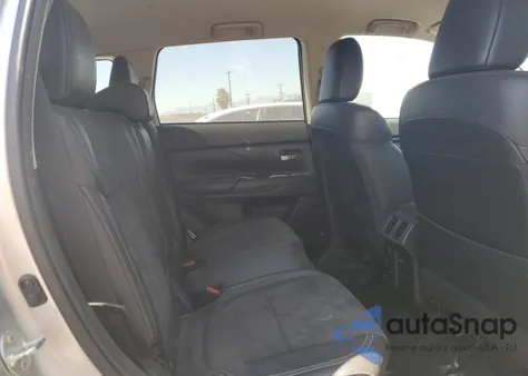 2020 Mitsubishi Outlander Se z USA, uszkodzony, nr VIN JA4AD3A31LZ023784